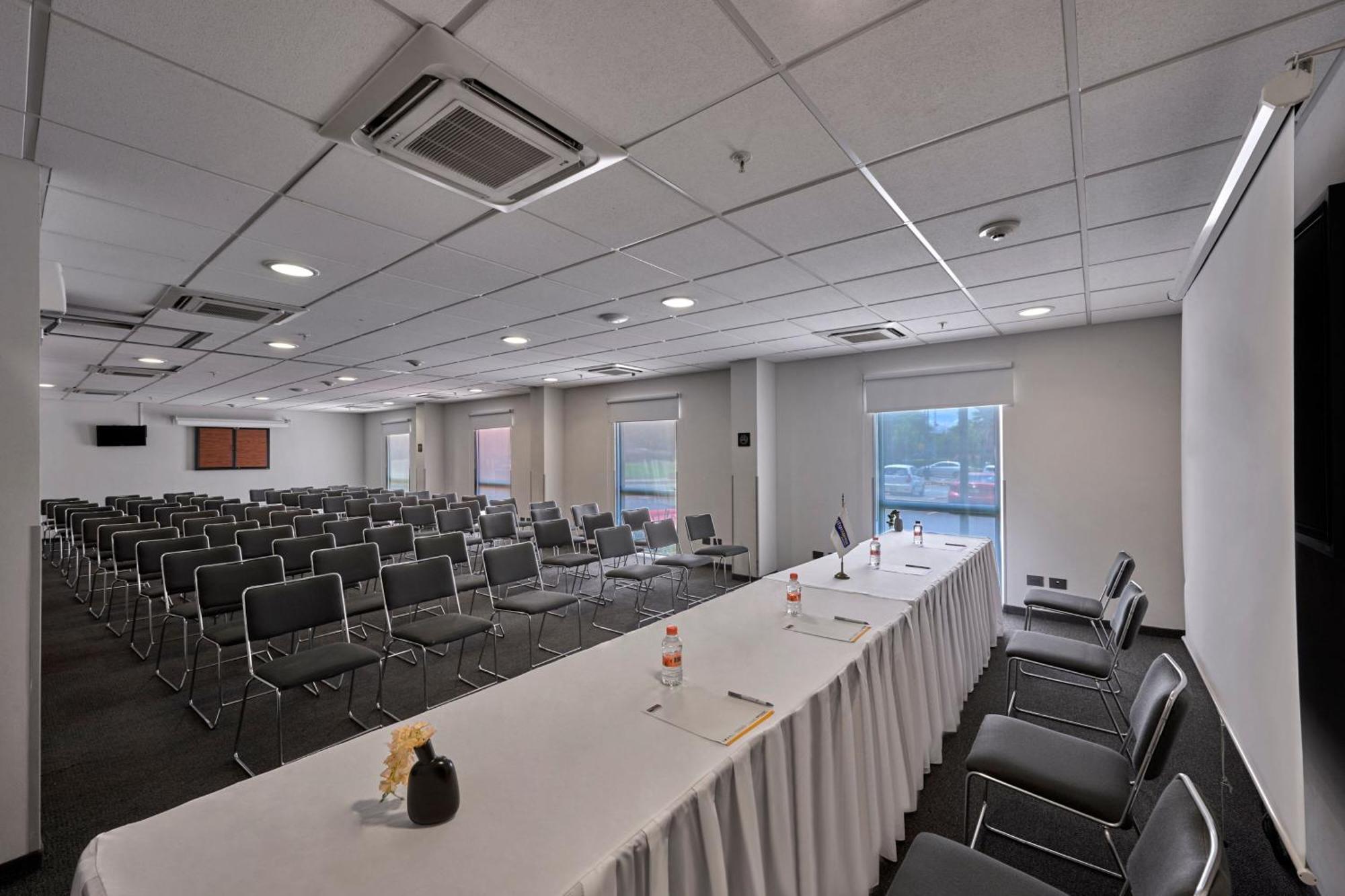 City Express Junior By Marriott Puebla Finsa Exterior foto